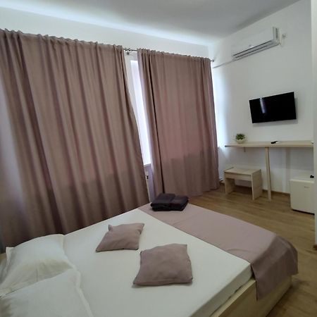 Puzzle Magic Bed & Breakfast Pitesti Luaran gambar