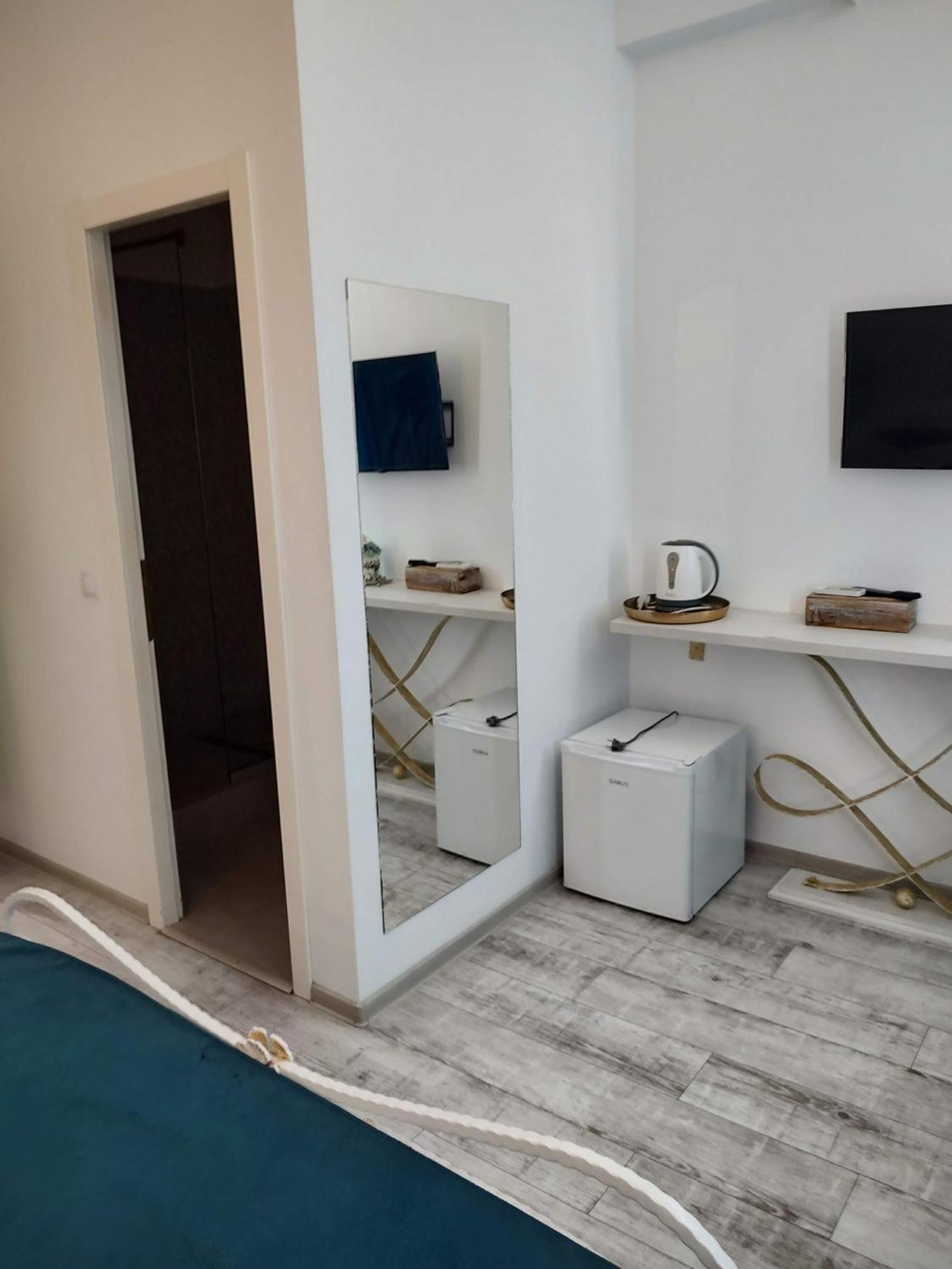 Puzzle Magic Bed & Breakfast Pitesti Luaran gambar