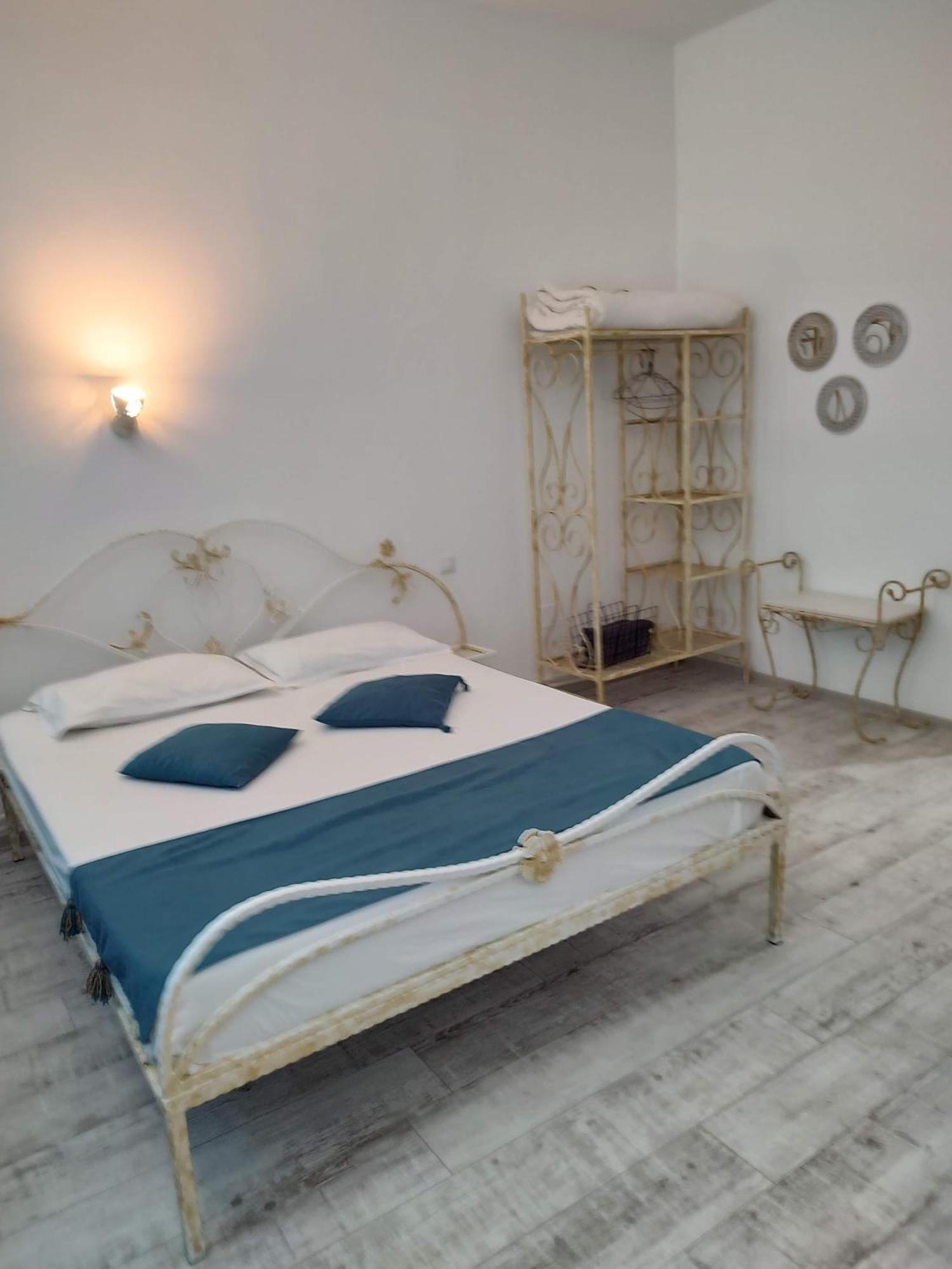 Puzzle Magic Bed & Breakfast Pitesti Luaran gambar