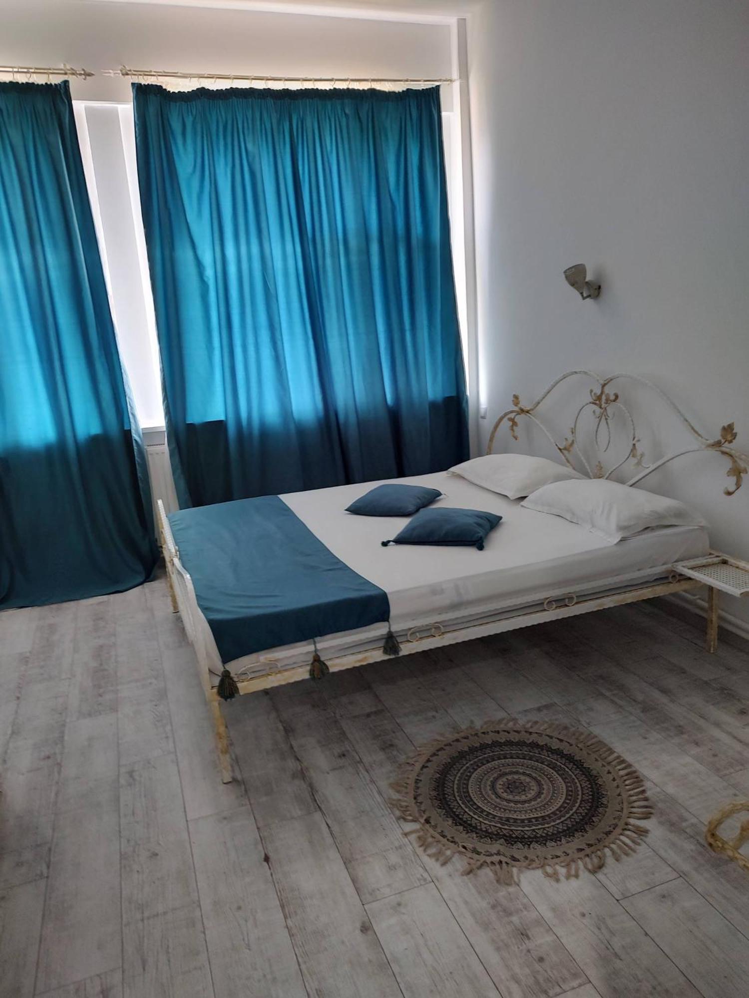 Puzzle Magic Bed & Breakfast Pitesti Luaran gambar