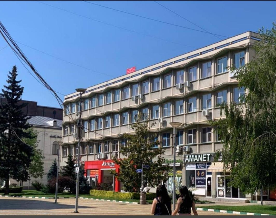 Puzzle Magic Bed & Breakfast Pitesti Luaran gambar
